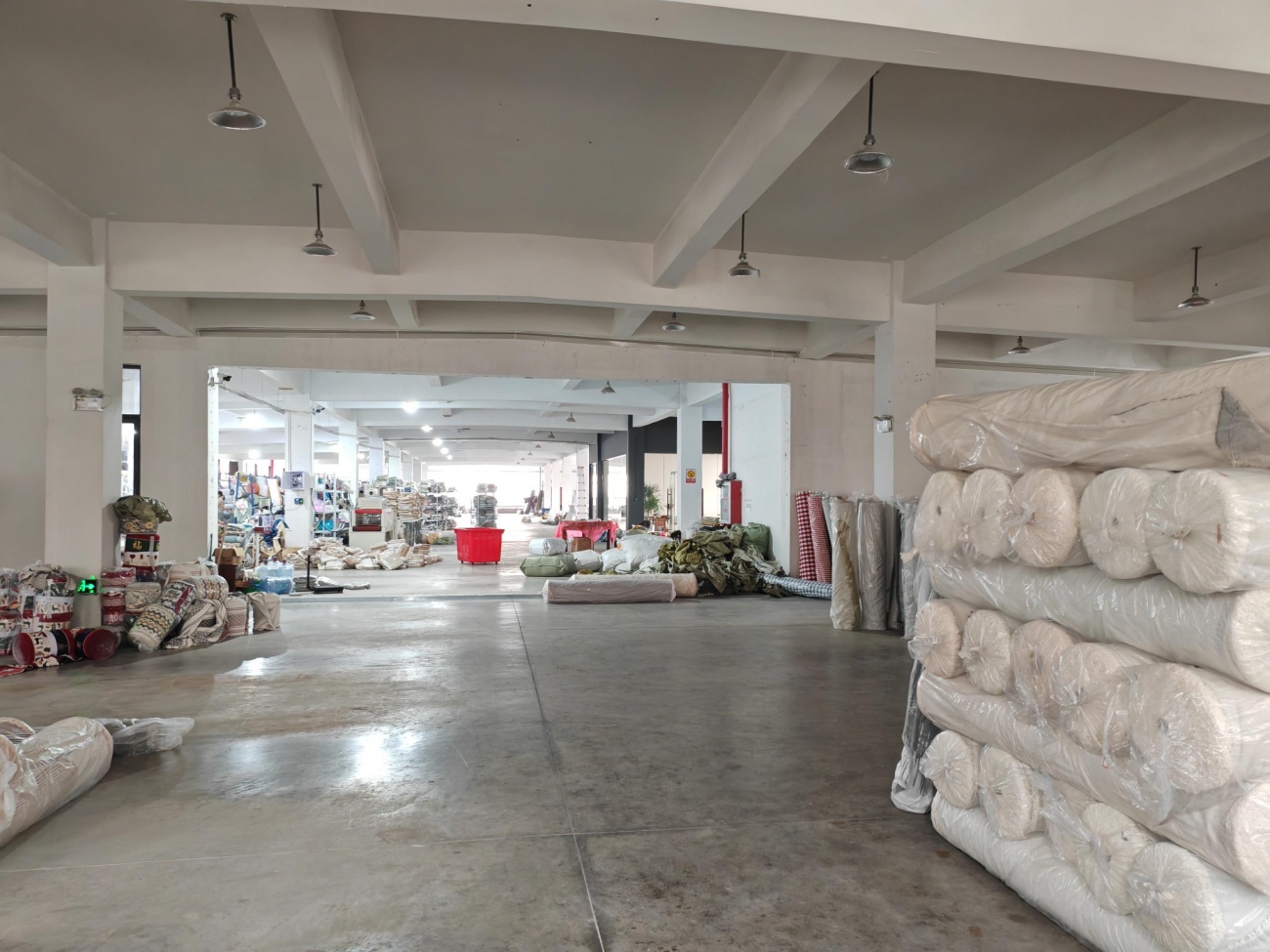 Bulk Curtain Fabric Warehouse and Stock Storage