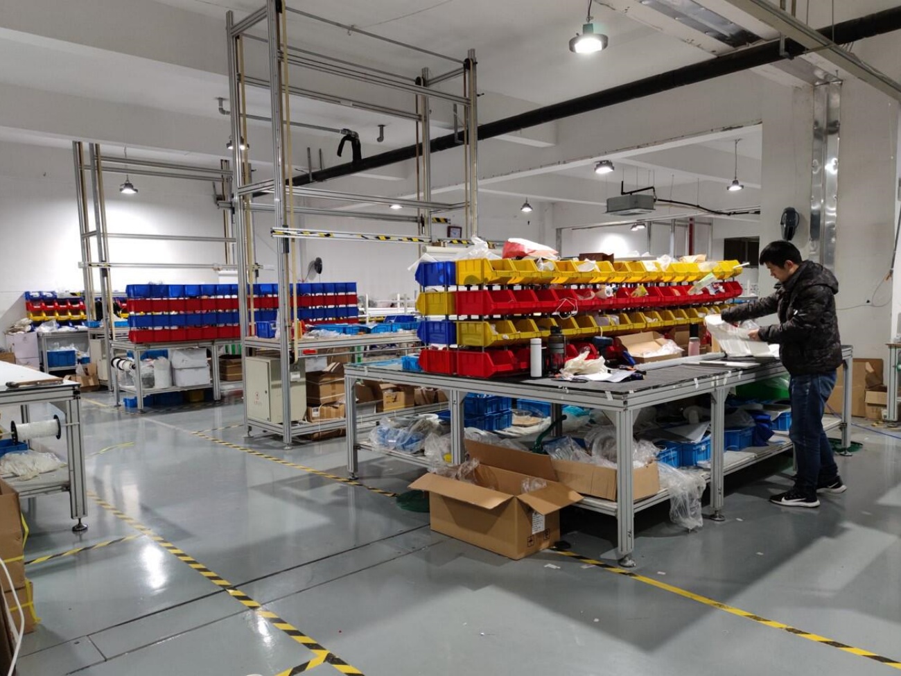 Curtain Accessories Preparation and Assembly Workstation